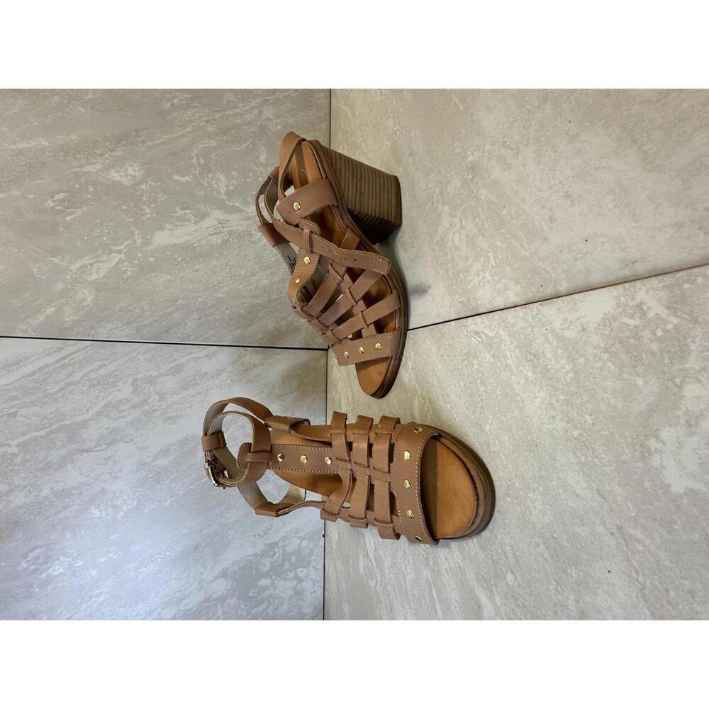 Anthropologie Seychelles tan strappy block heel sandals Size 6.5